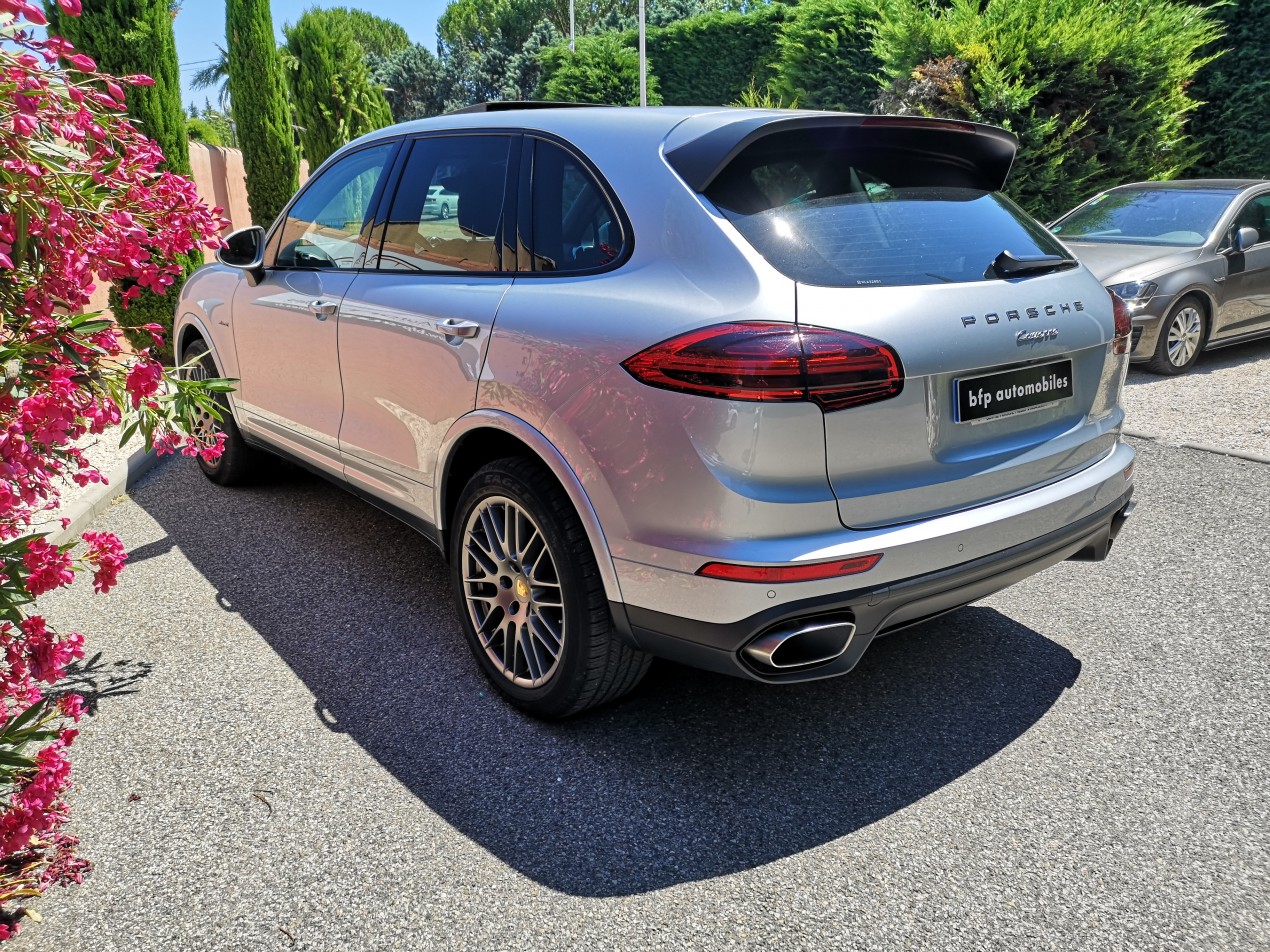 PORSCHE Cayenne diesel Platinium Edition