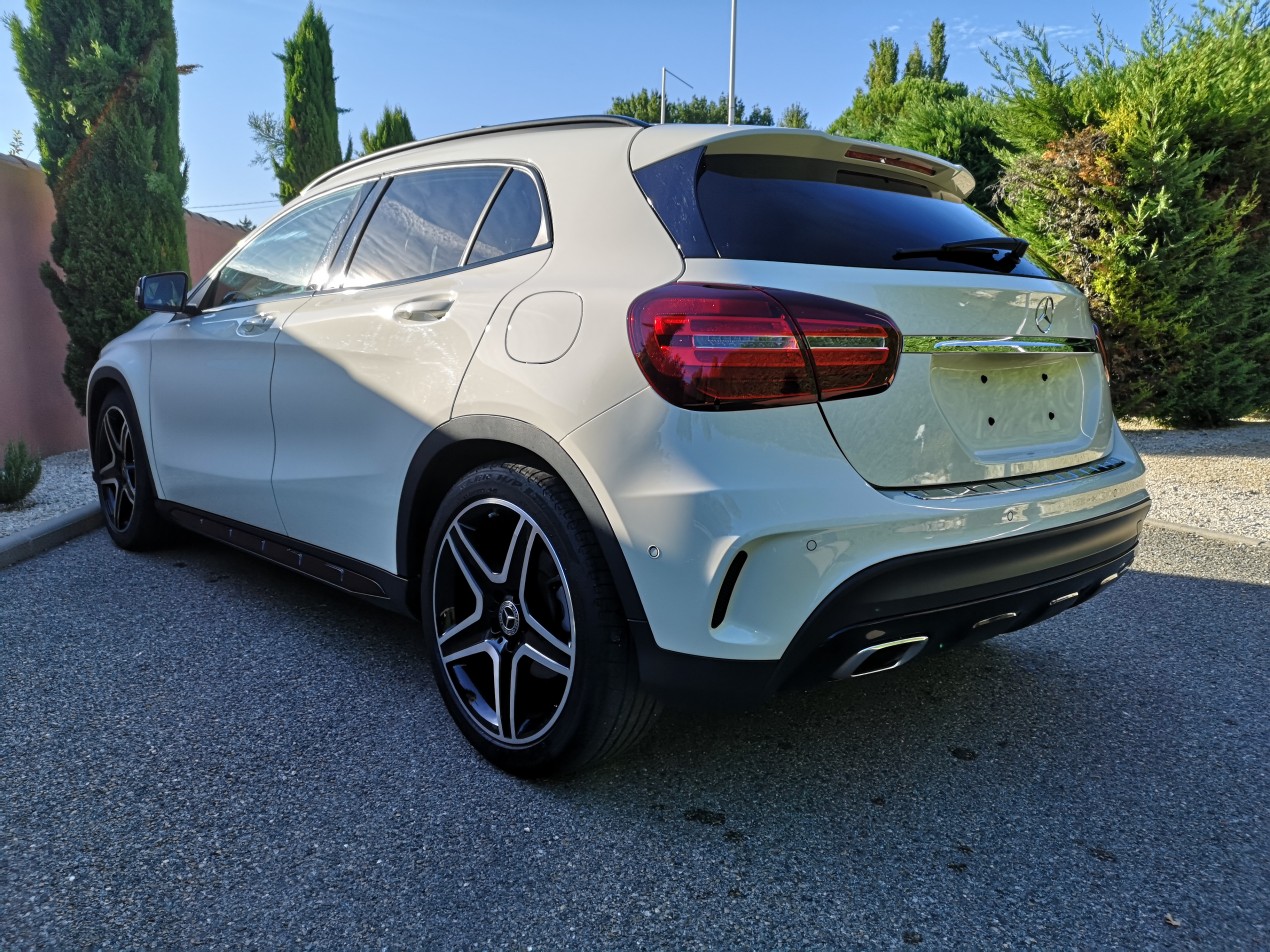 Mercedes GLA 200d pack AMG Line Fascination