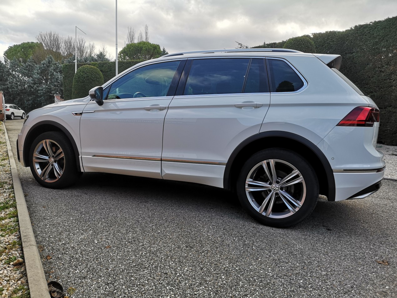 VW Tiguan 2.0 bi-Tdi 240 Carat Exclusive