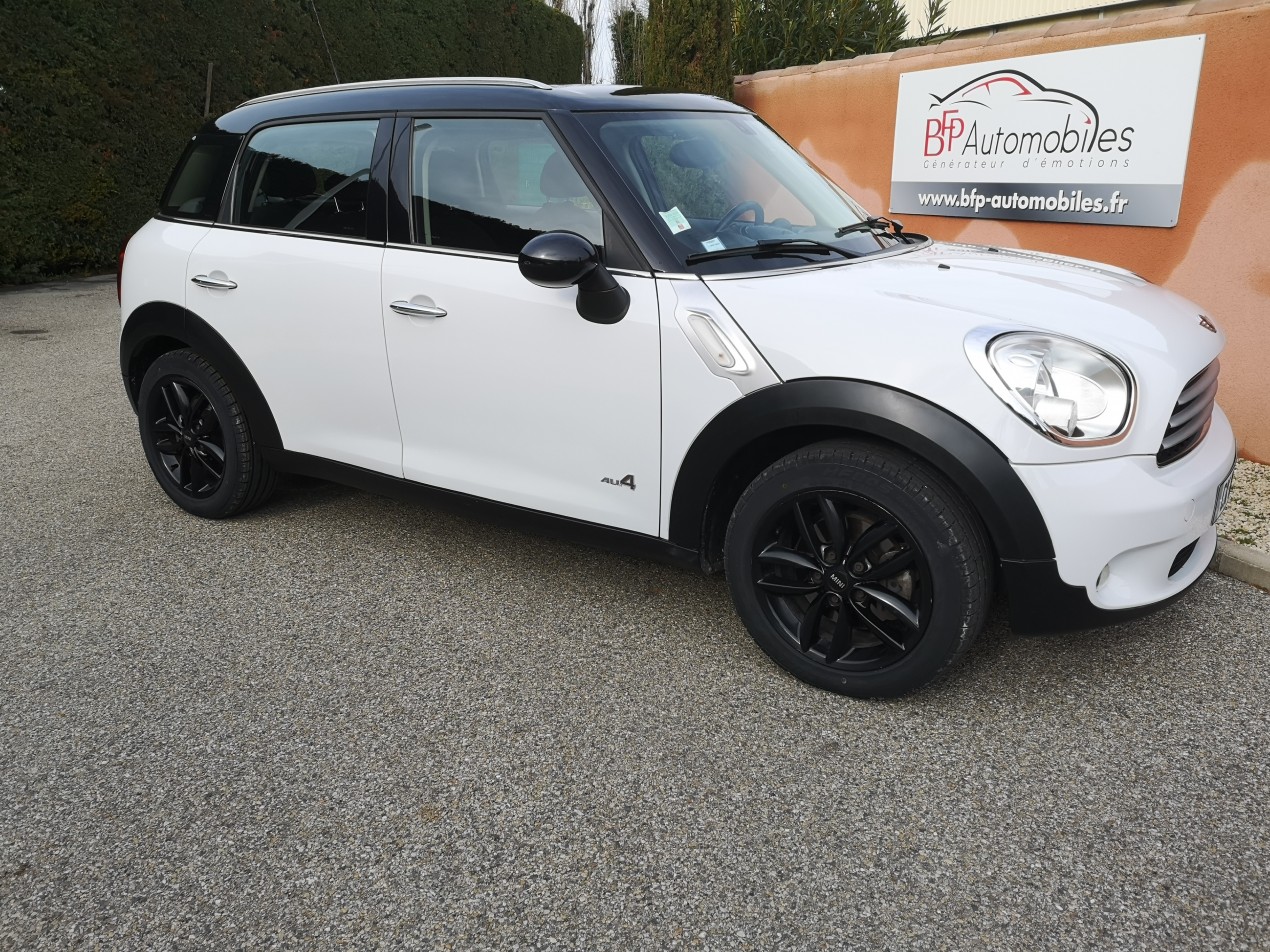 Mini Countryman Cooper D All4 110cv - Pack Chili