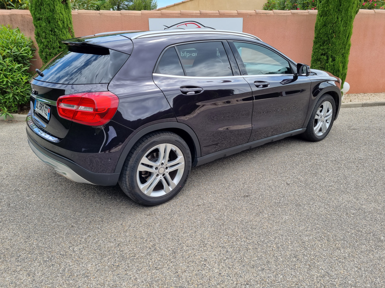 Mercedes-Benz GLA 220 d Fascination