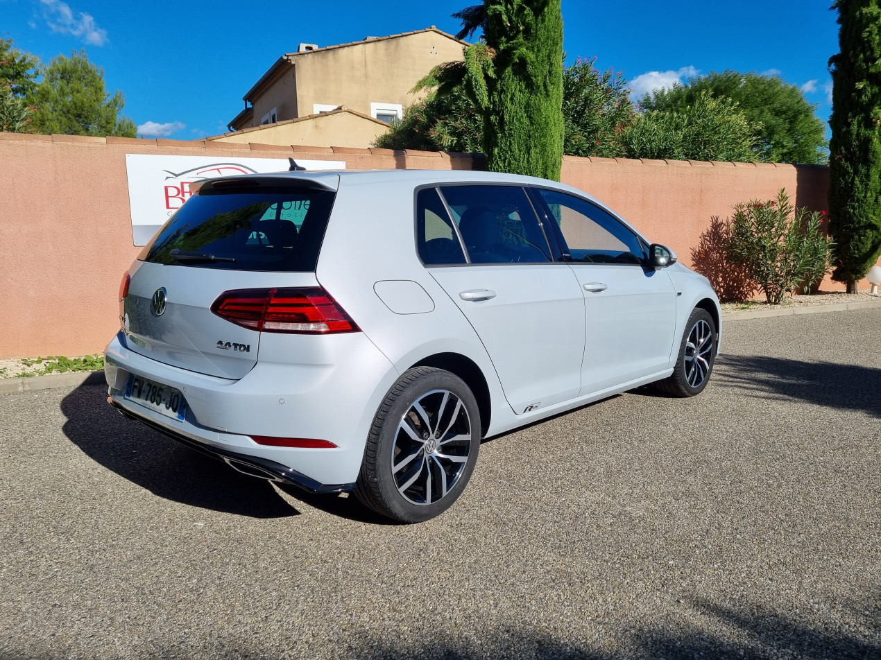 VOLKSWAGEN Golf 2.0 tdi 150 DSG Sound