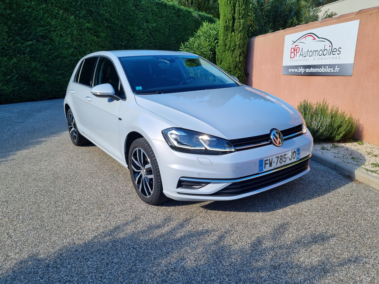 VOLKSWAGEN Golf 2.0 tdi 150 DSG Sound