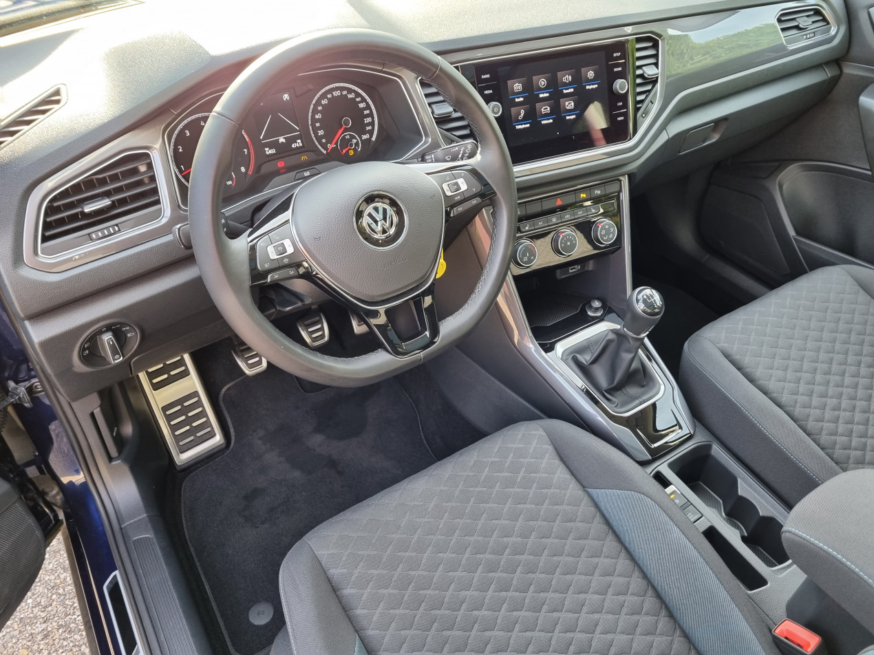 VOLKSWAGEN T-ROC 1.5 TSI 150 IQ.Drive