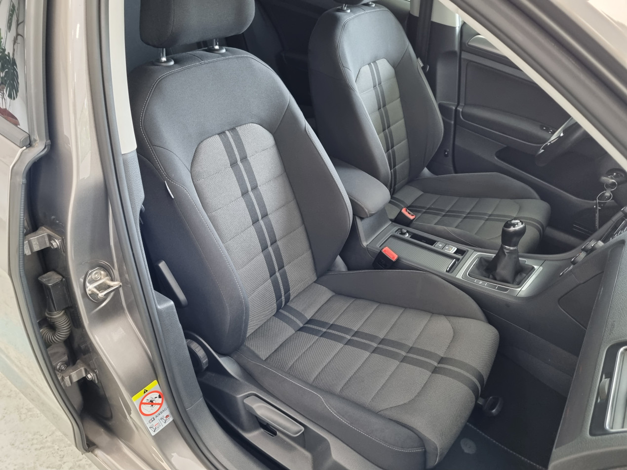 VOLKSWAGEN GOLF 1.6 tdi 105