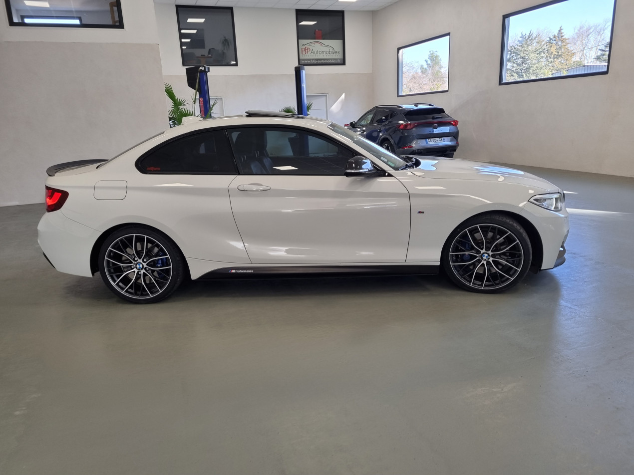 BMW M235i M Performance