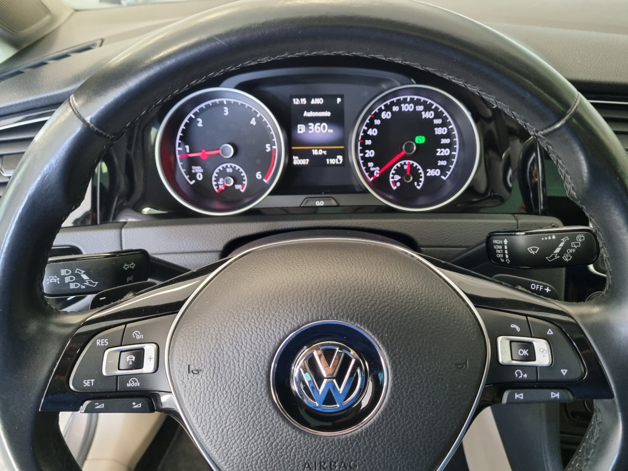 VOLKSWAGEN GOLF 7 2.0 TDI 150 DSG Carat