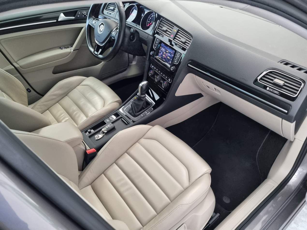 VOLKSWAGEN GOLF 7 2.0 TDI 150 DSG Carat