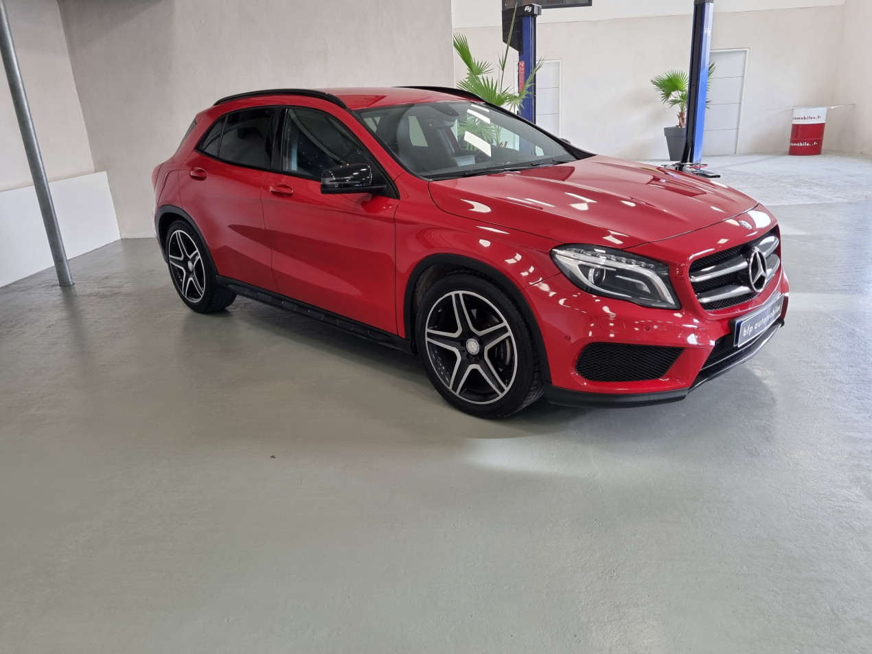 MERCEDES BENZ GLA 220d Fascination pack AMG Line