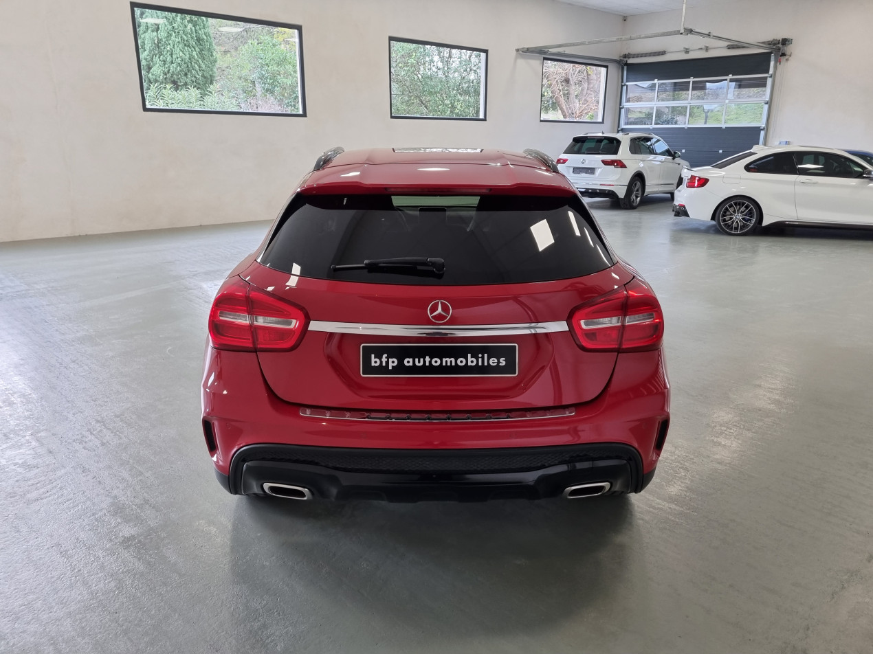 MERCEDES BENZ GLA 220d Fascination pack AMG Line