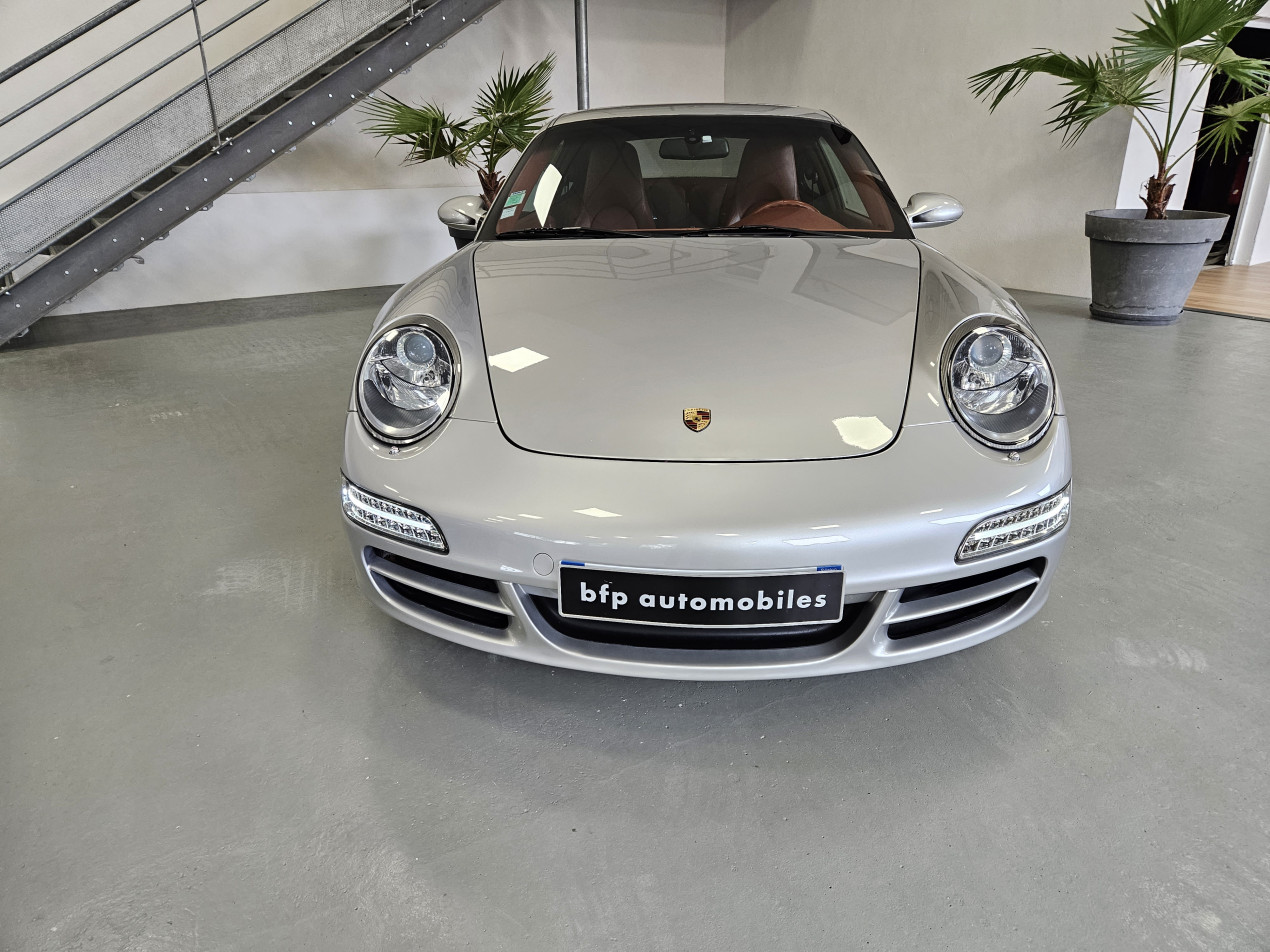 Porsche 911 type 997 Carrera 3.6