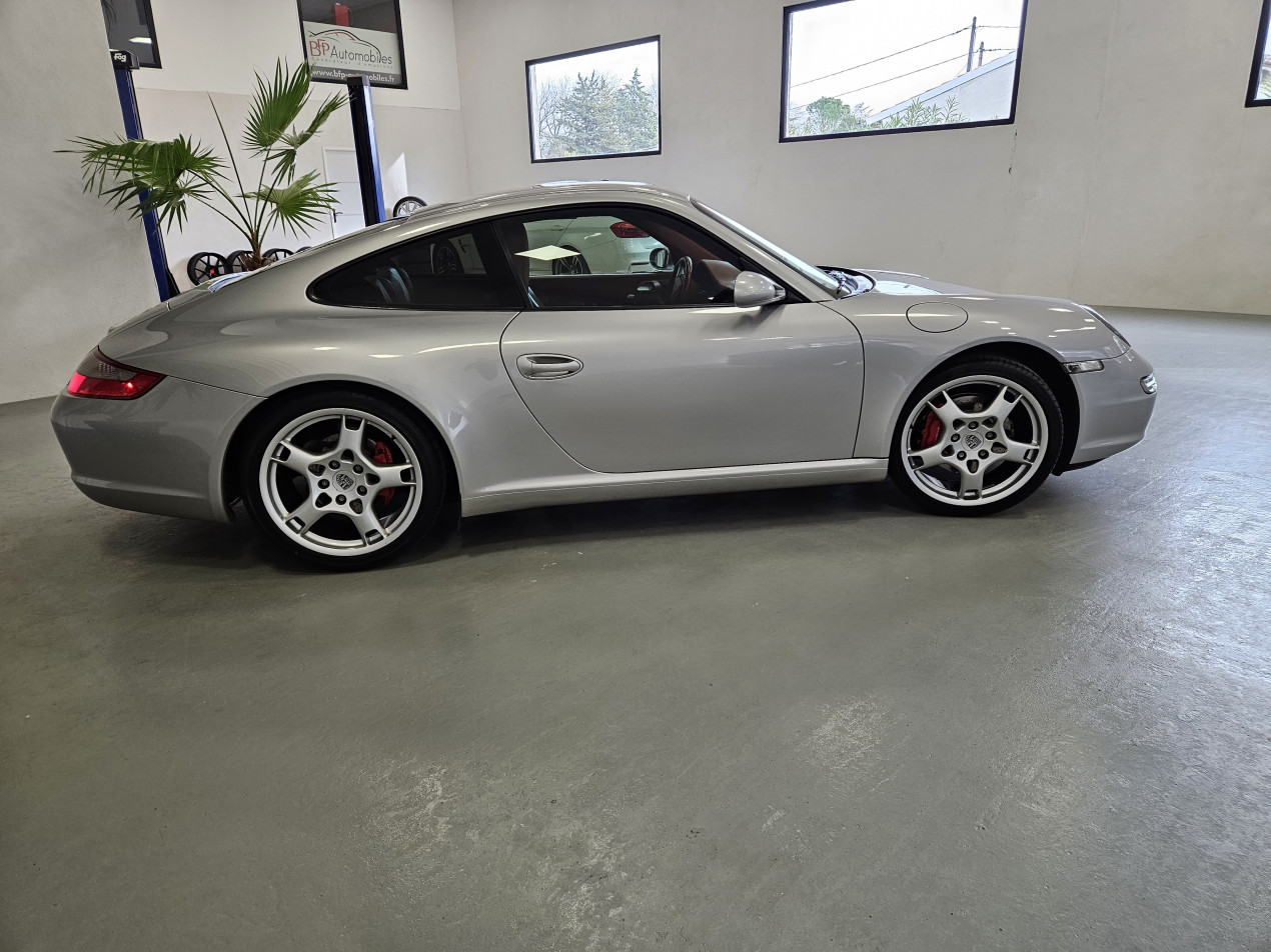 Porsche 911 type 997 Carrera 3.6