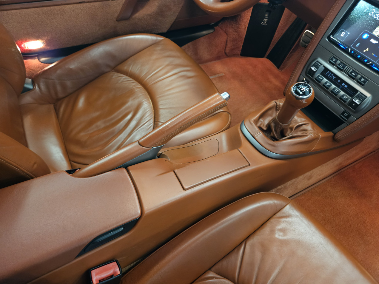 Porsche 911 type 997 Carrera 3.6