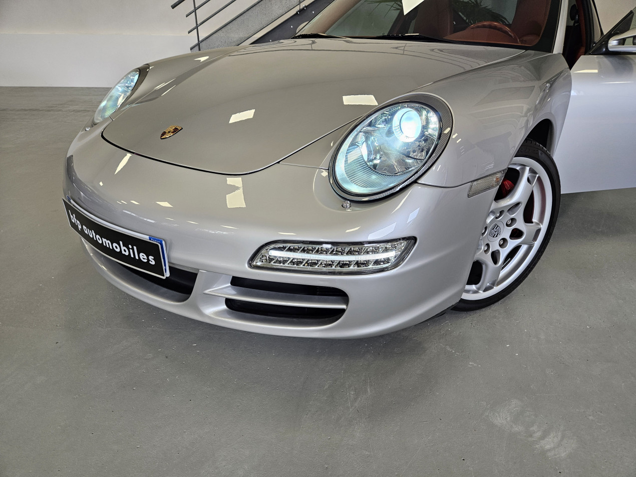 Porsche 911 type 997 Carrera 3.6