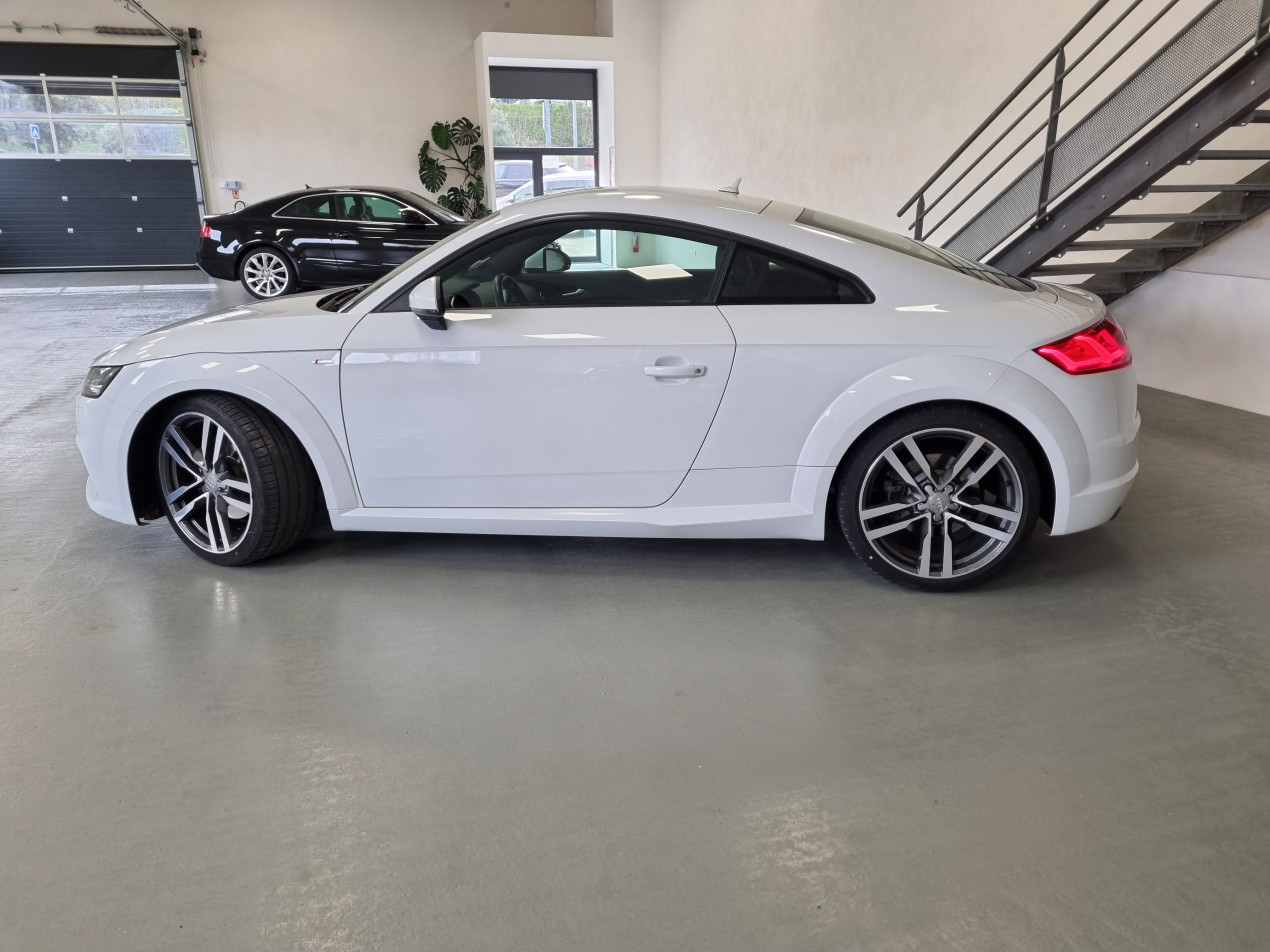 AUDI TT S Line 2.0 TFSI 230cv