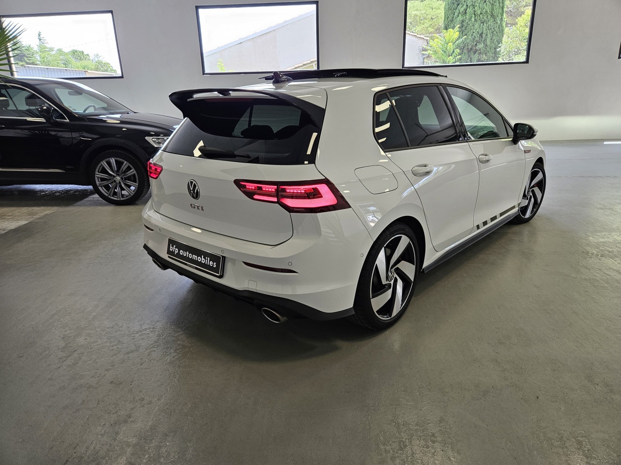 VOLKSWAGEN Golf 8 GTI Clubsport