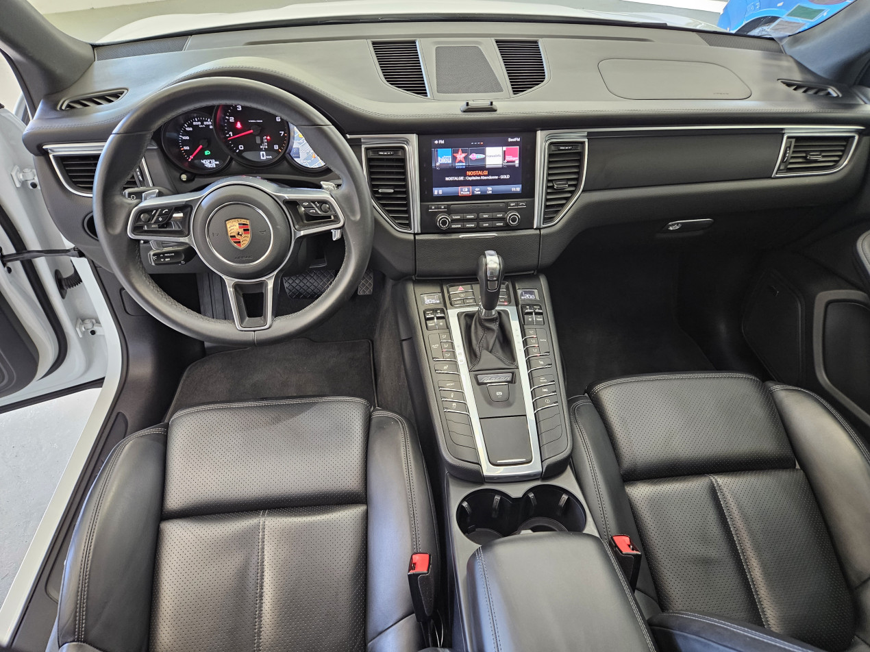 PORSCHE Macan 2.0 tfsi