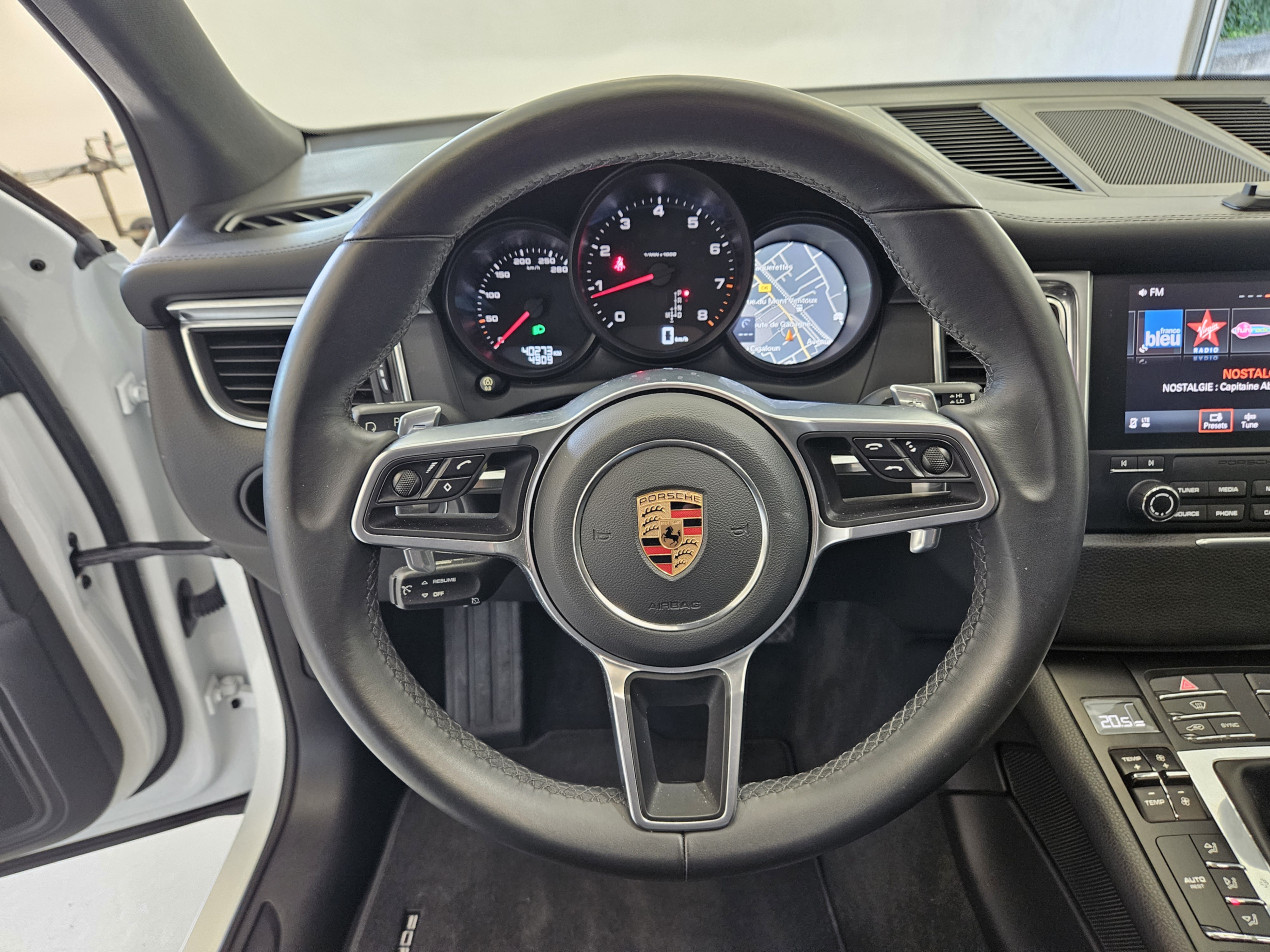 PORSCHE Macan 2.0 tfsi