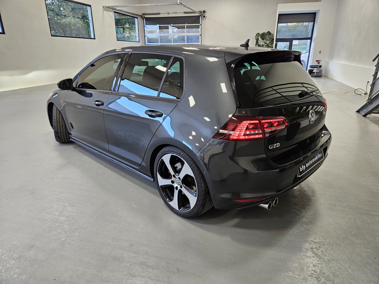 VOLKSWAGEN Golf 7 GTD Sport&Sound