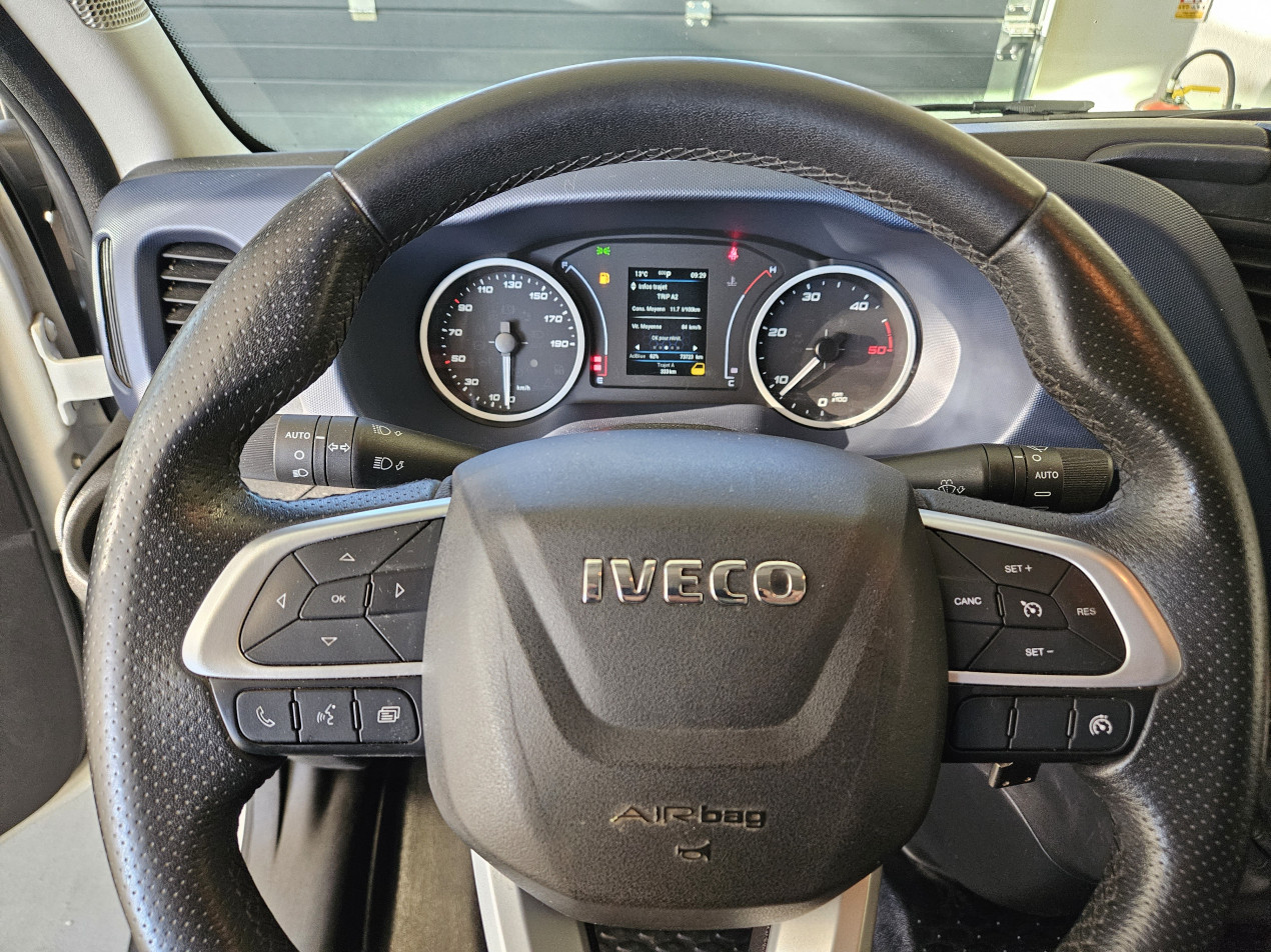 IVECO 35-160 Hi-Matic Grand Volume