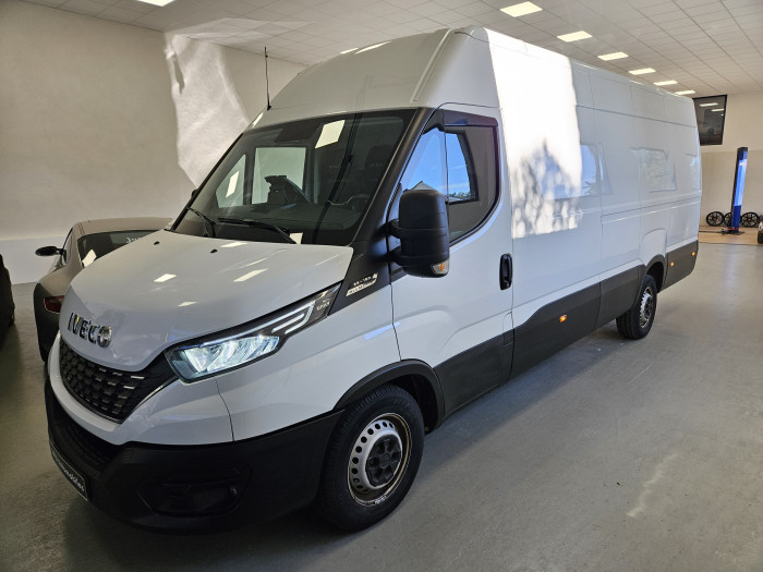 IVECO 35-160 Hi-Matic Grand Volume