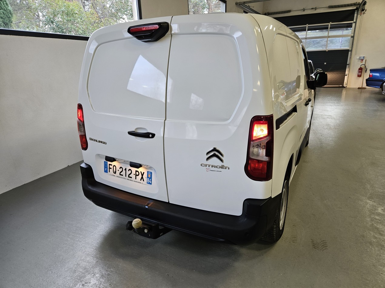 CITROEN Berlingo 1.5 Blue HDI 100 -Caméra-Attelage-Navigation