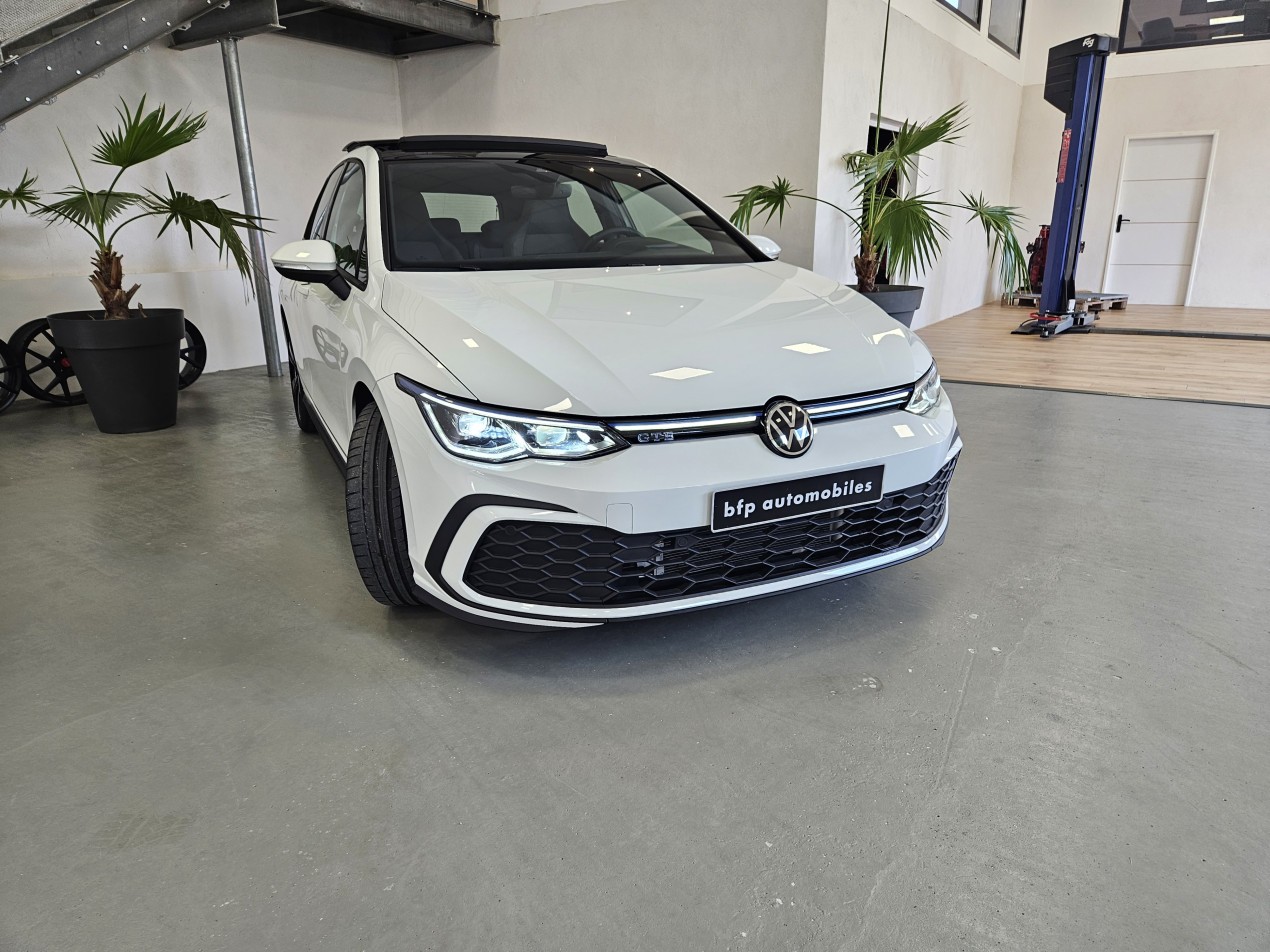 Volkswagen GOLF 8 GTE 245ch Hybride
