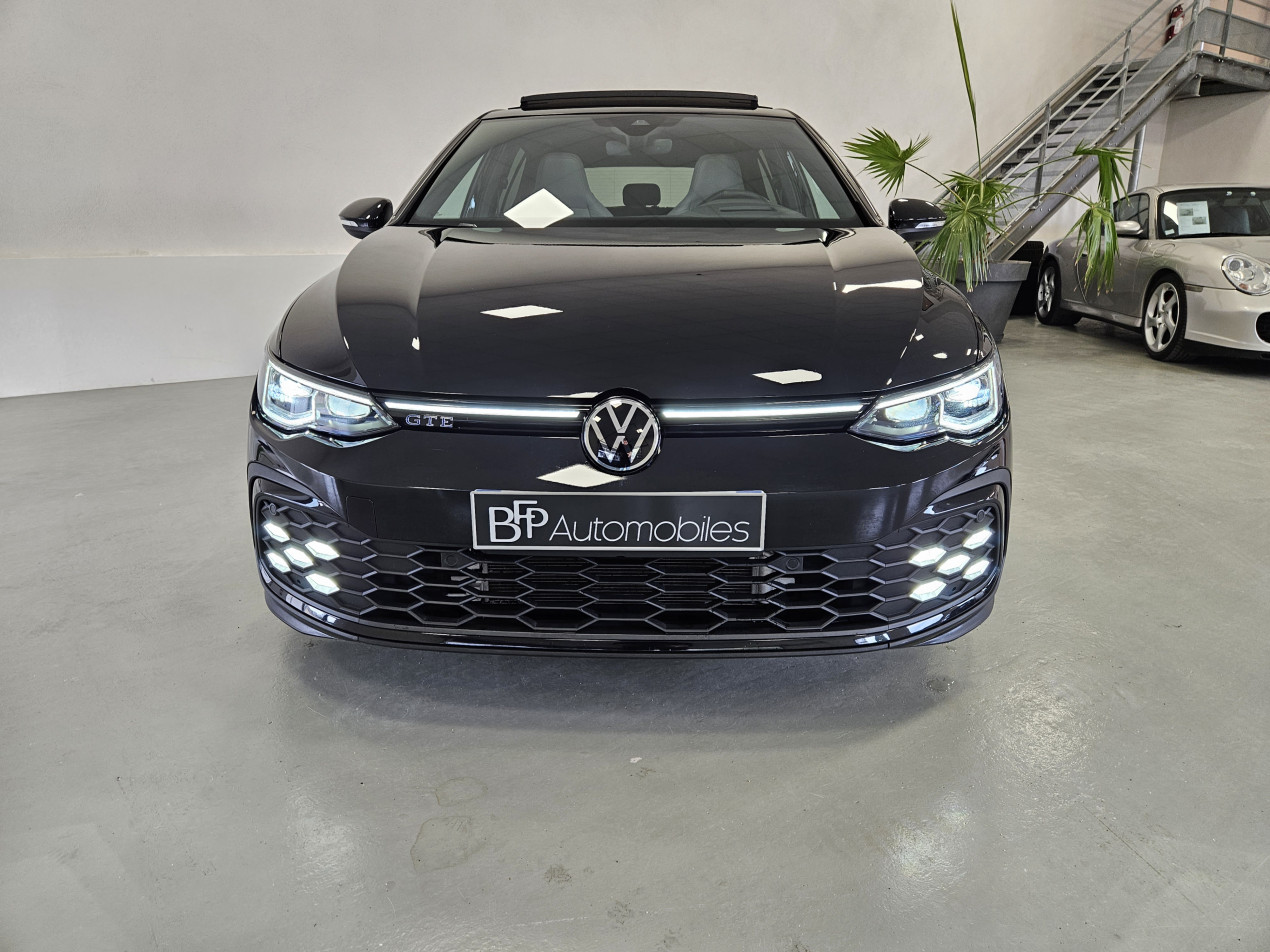 VW Golf 8 GTE 2022 full black