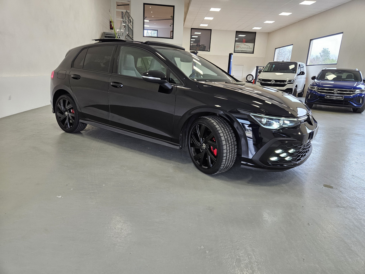 VW Golf 8 GTE 2022 full black