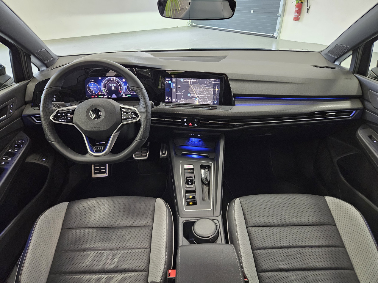 VW Golf 8 GTE 2022 full black