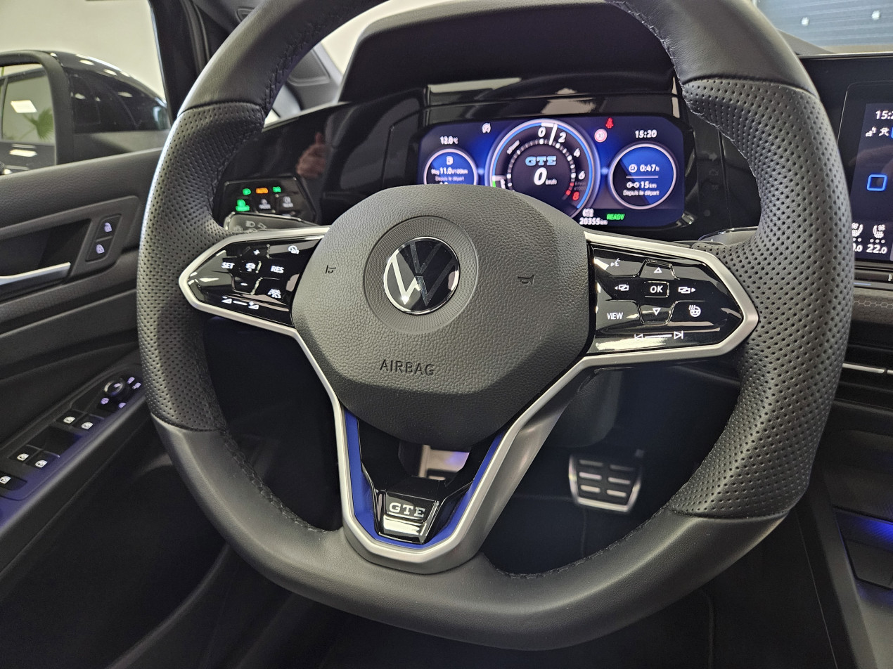 VW Golf 8 GTE 2022 full black