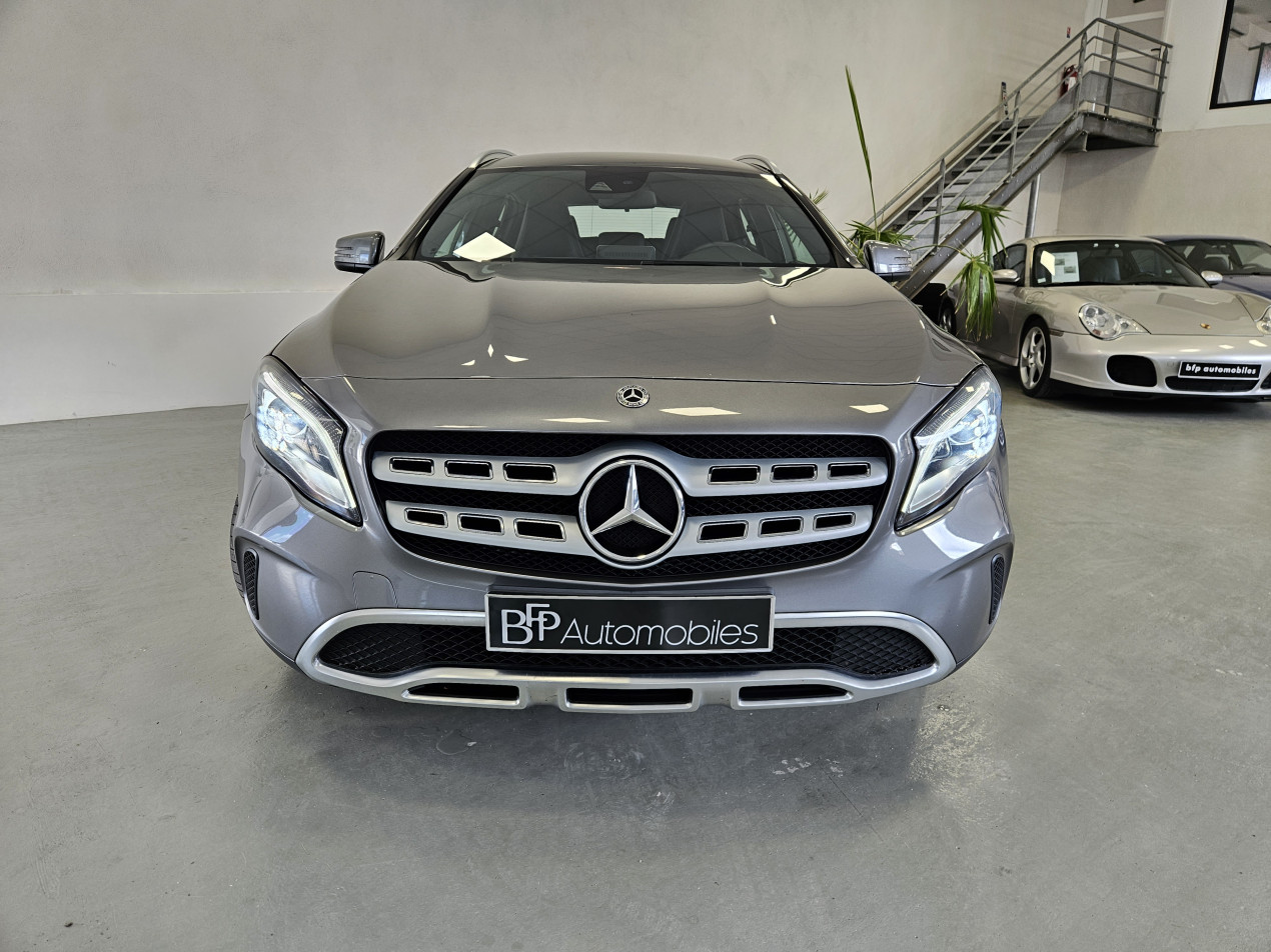Mercedes-Benz GLA 220d