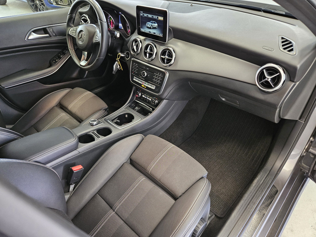Mercedes-Benz GLA 220d