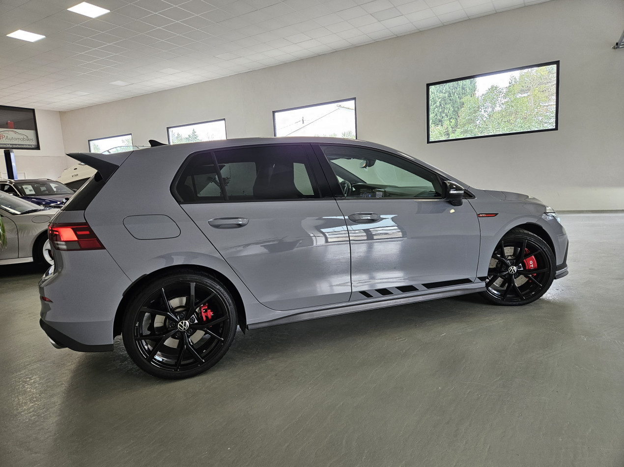 VOLKSWAGEN Golf 8 GTI Clubsport