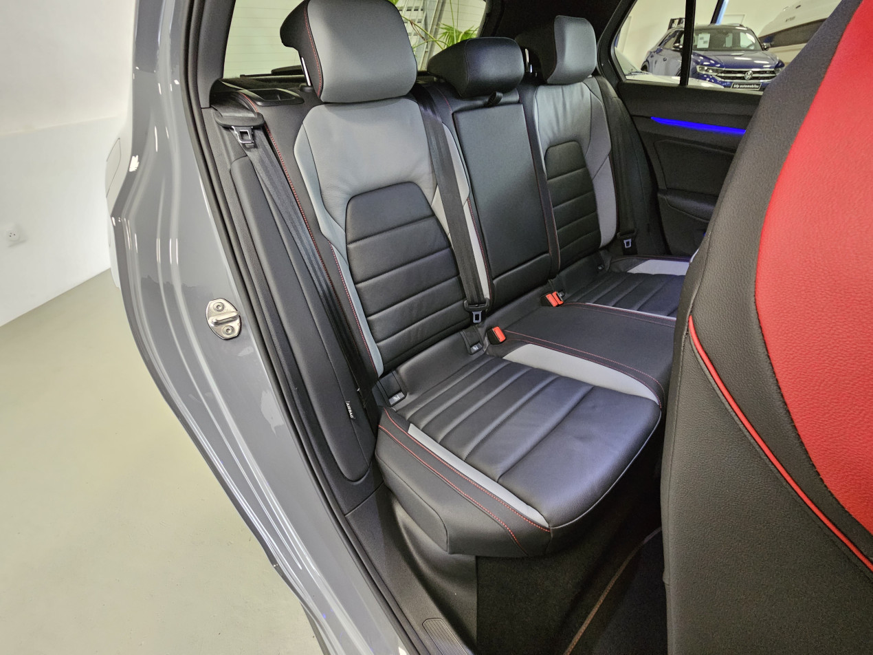 VOLKSWAGEN Golf 8 GTI Clubsport
