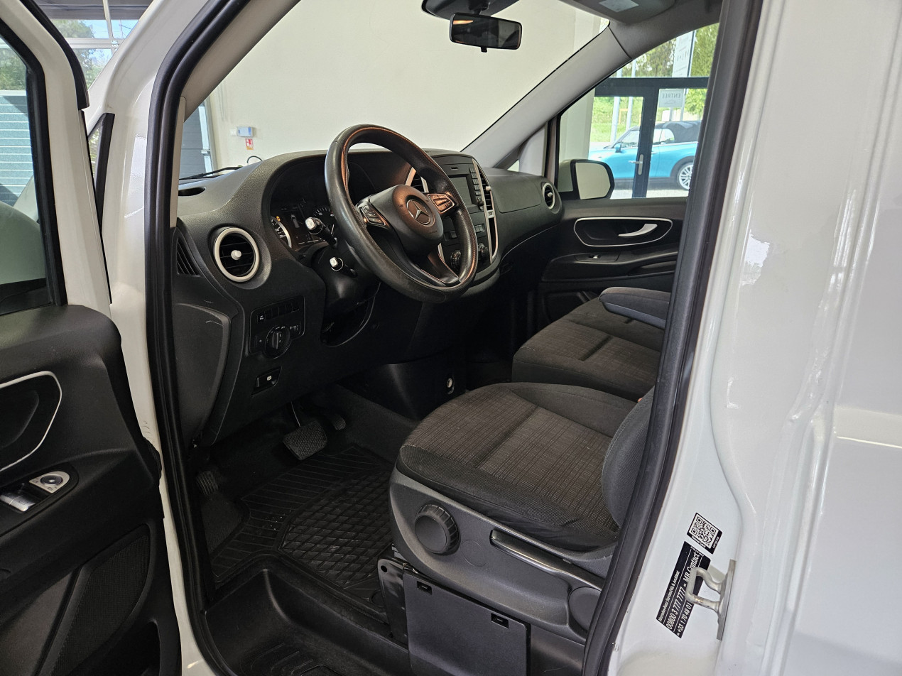 Mercedes VITO fourgon 3 Places
