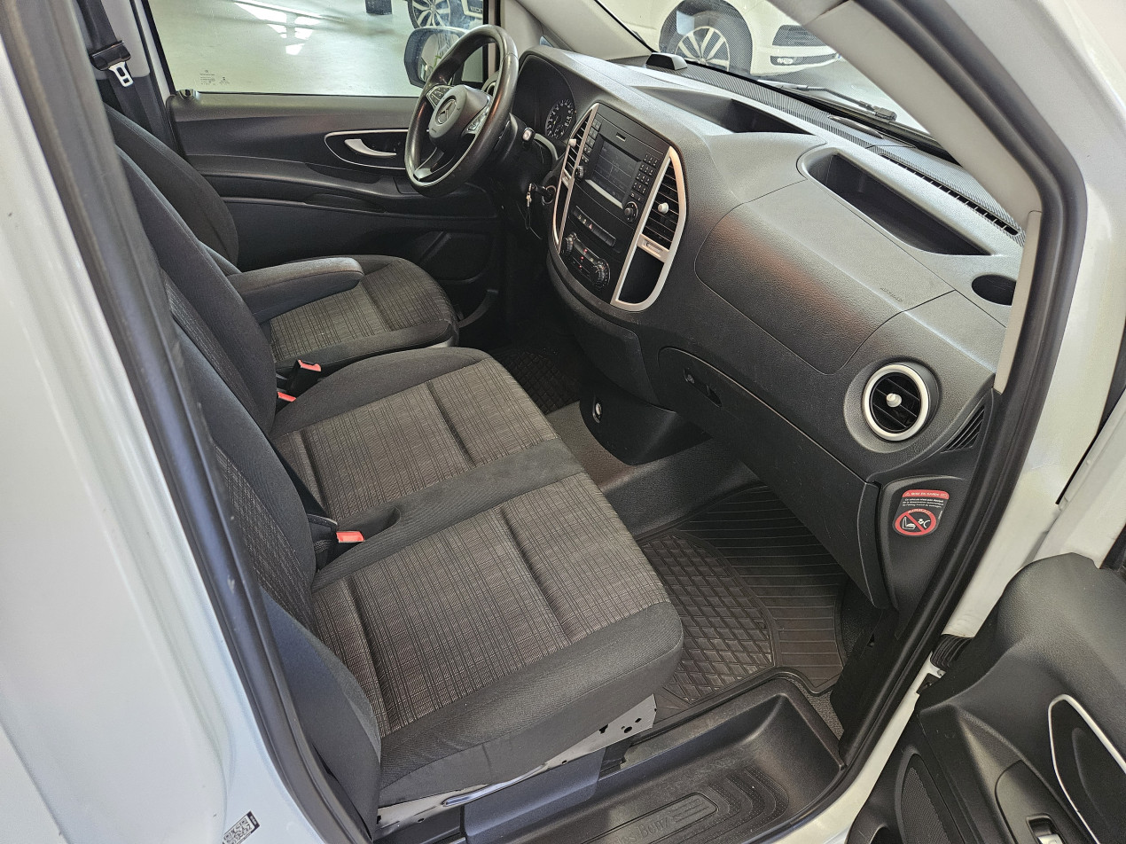 Mercedes VITO fourgon 3 Places