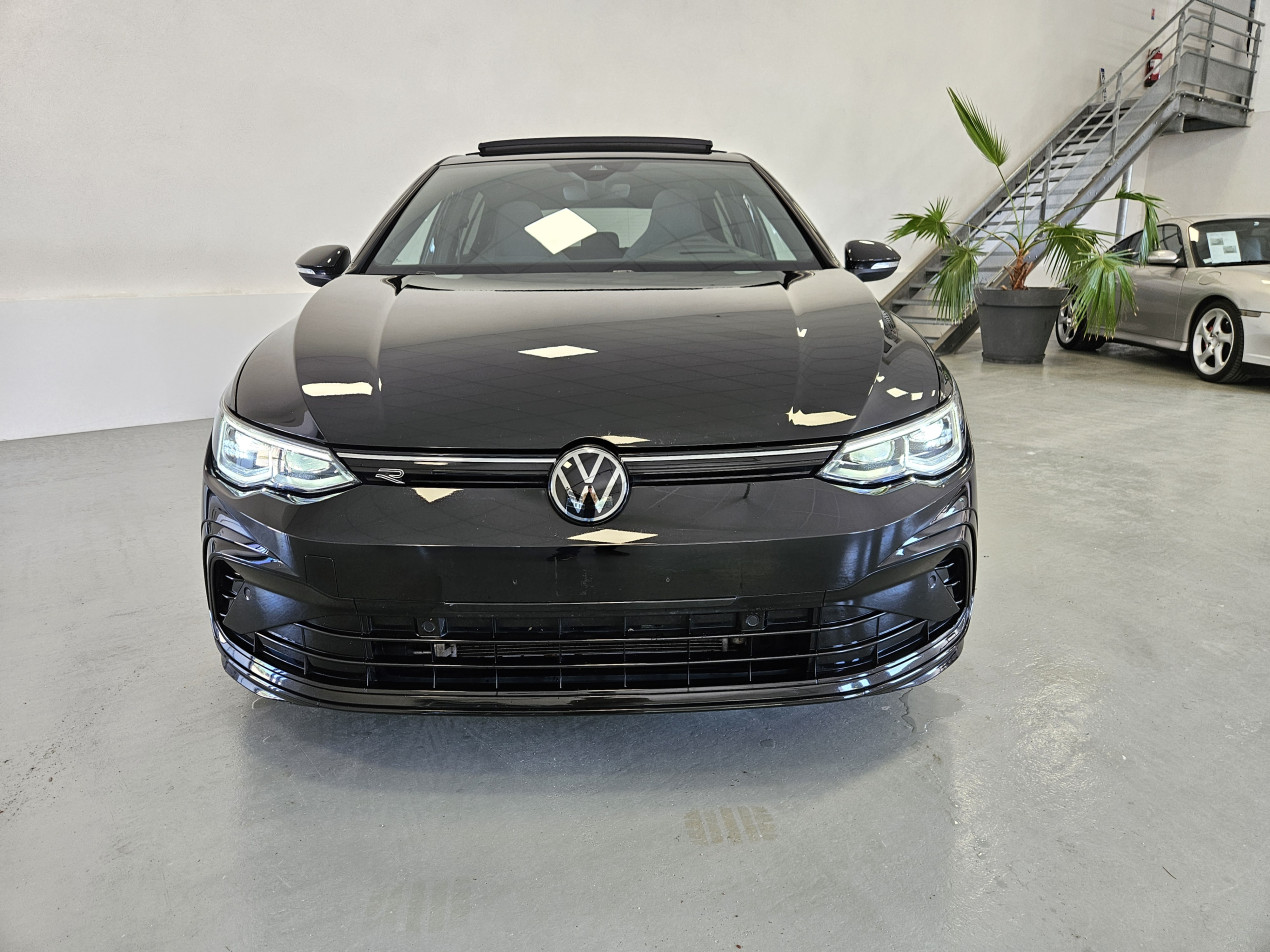 VW Golf 8 2.0 TDI 150 DSG R-Line