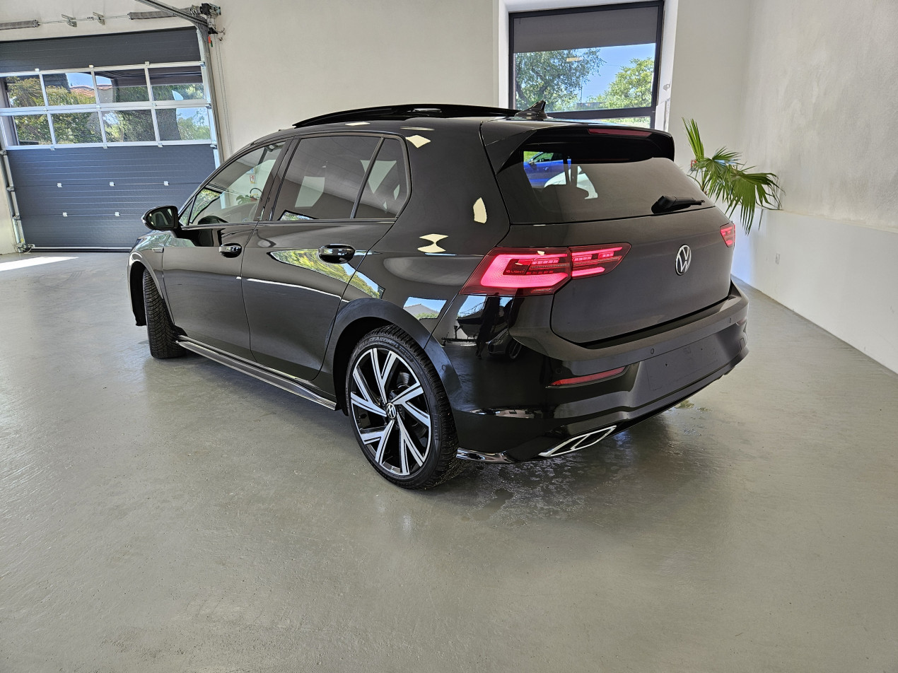 VW Golf 8 2.0 TDI 150 DSG R-Line