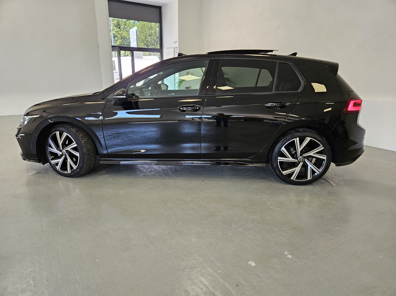 VW Golf 8 2.0 TDI 150 DSG R-Line