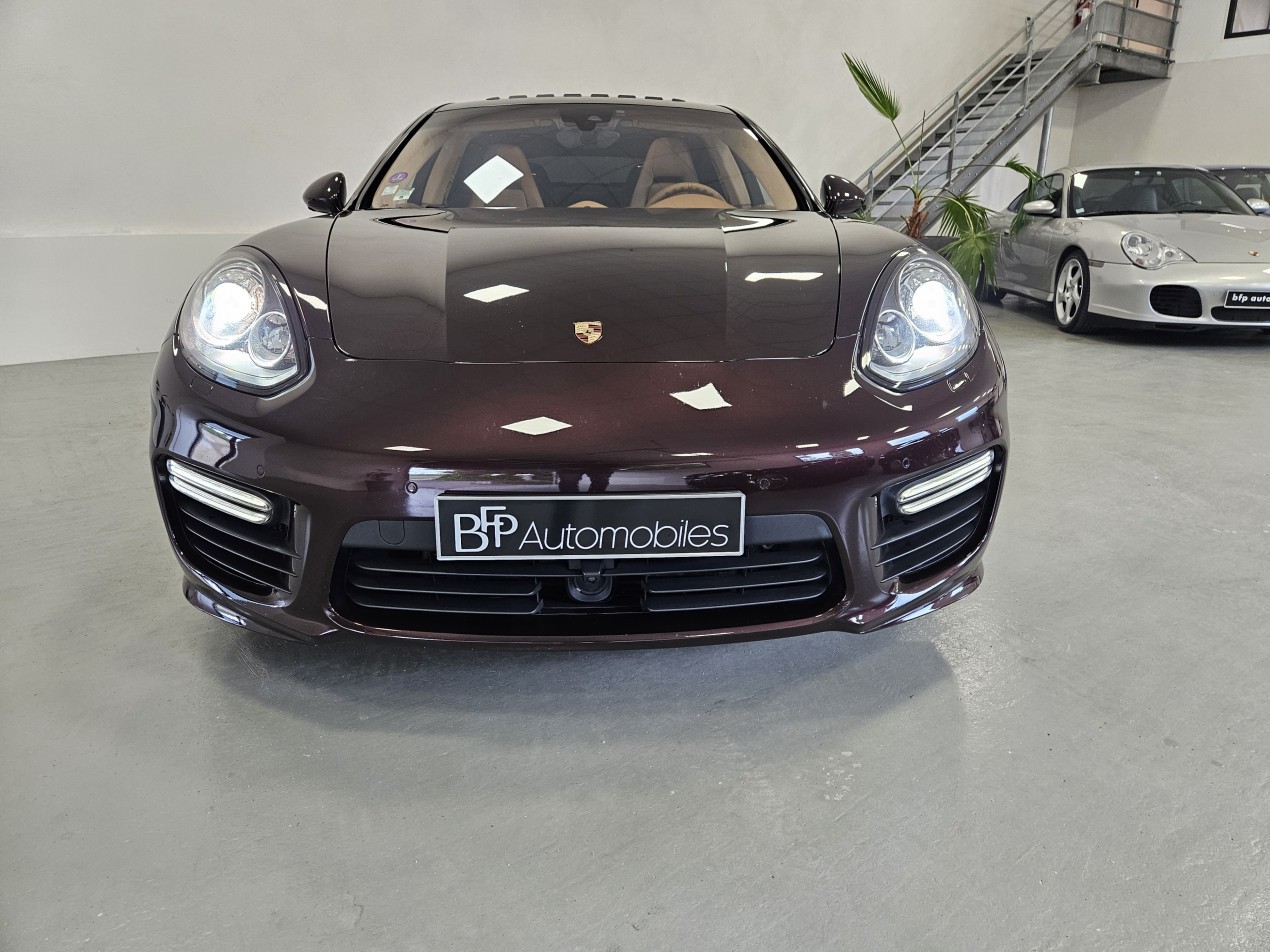 Porsche PANAMERA V8 4.8 turbo Executive