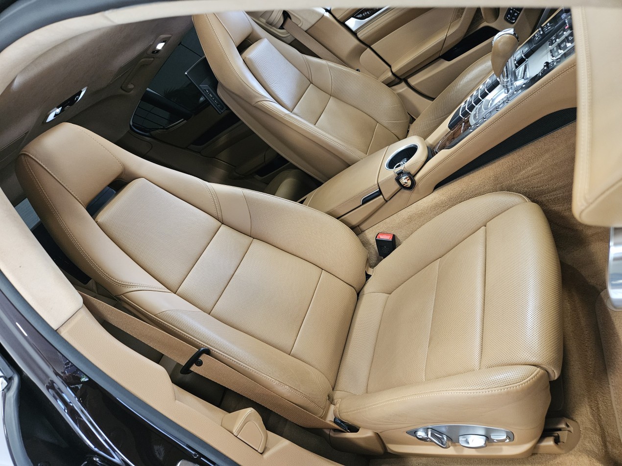 Porsche PANAMERA V8 4.8 turbo Executive
