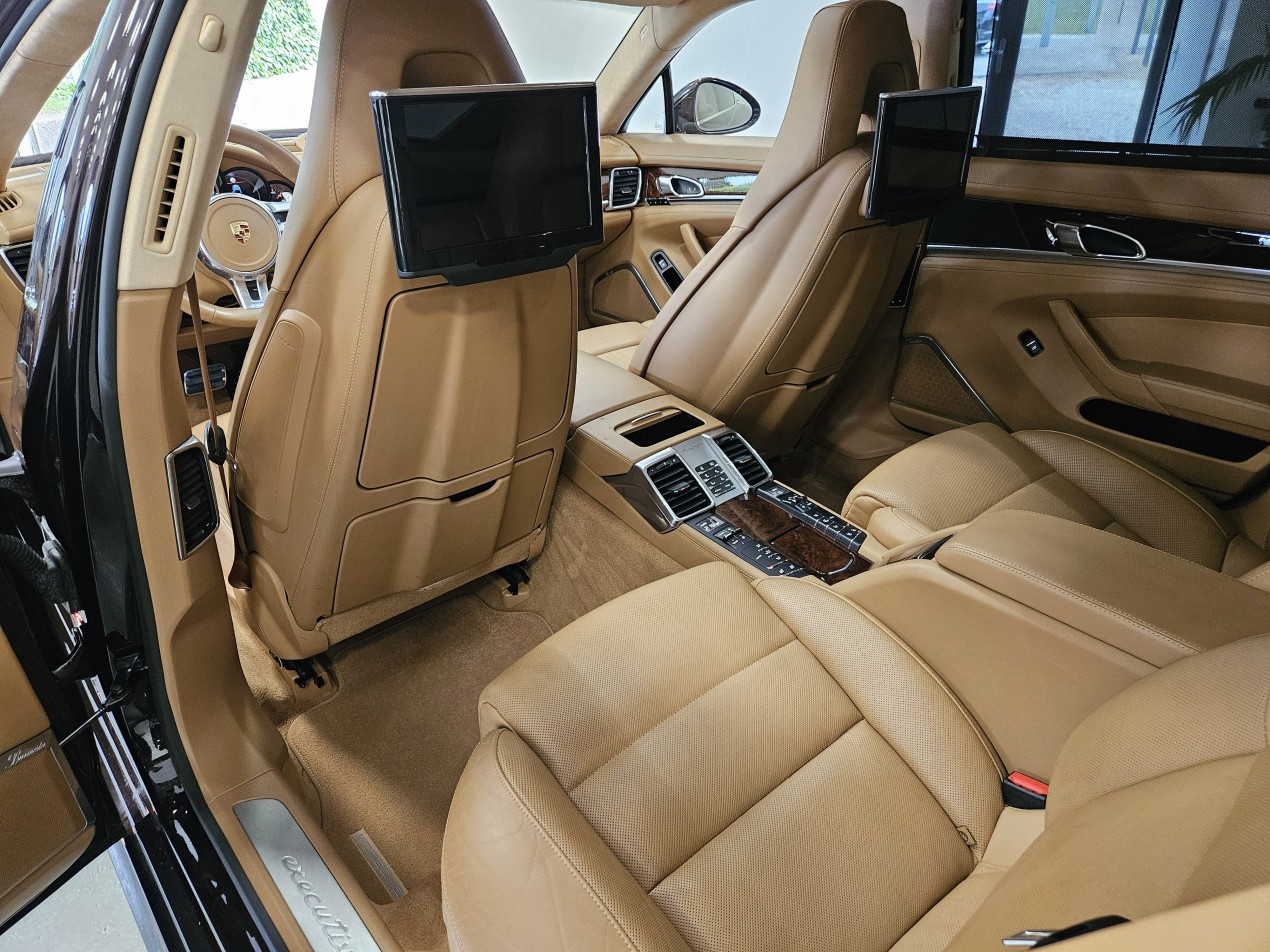 Porsche PANAMERA V8 4.8 turbo Executive