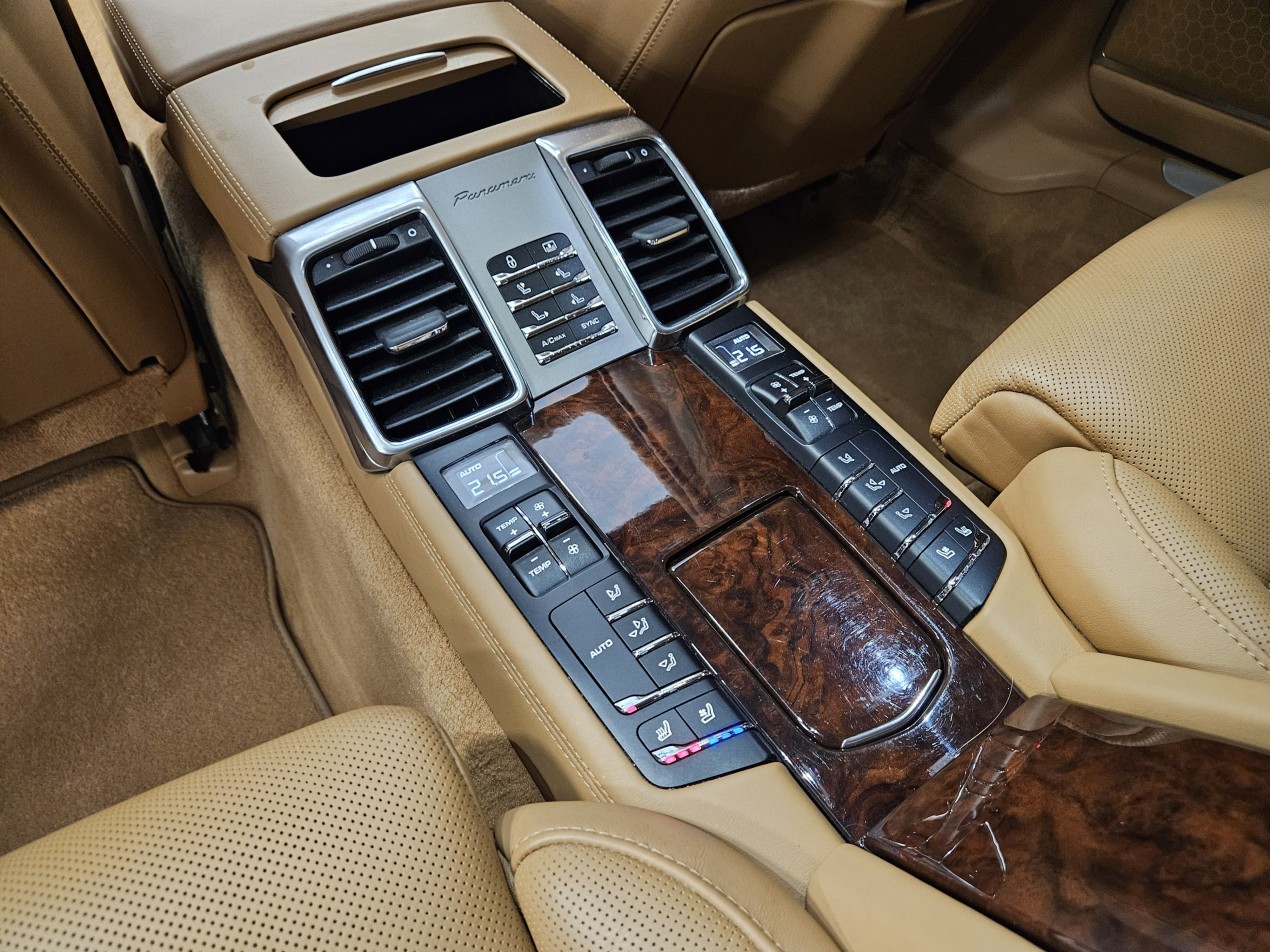 Porsche PANAMERA V8 4.8 turbo Executive