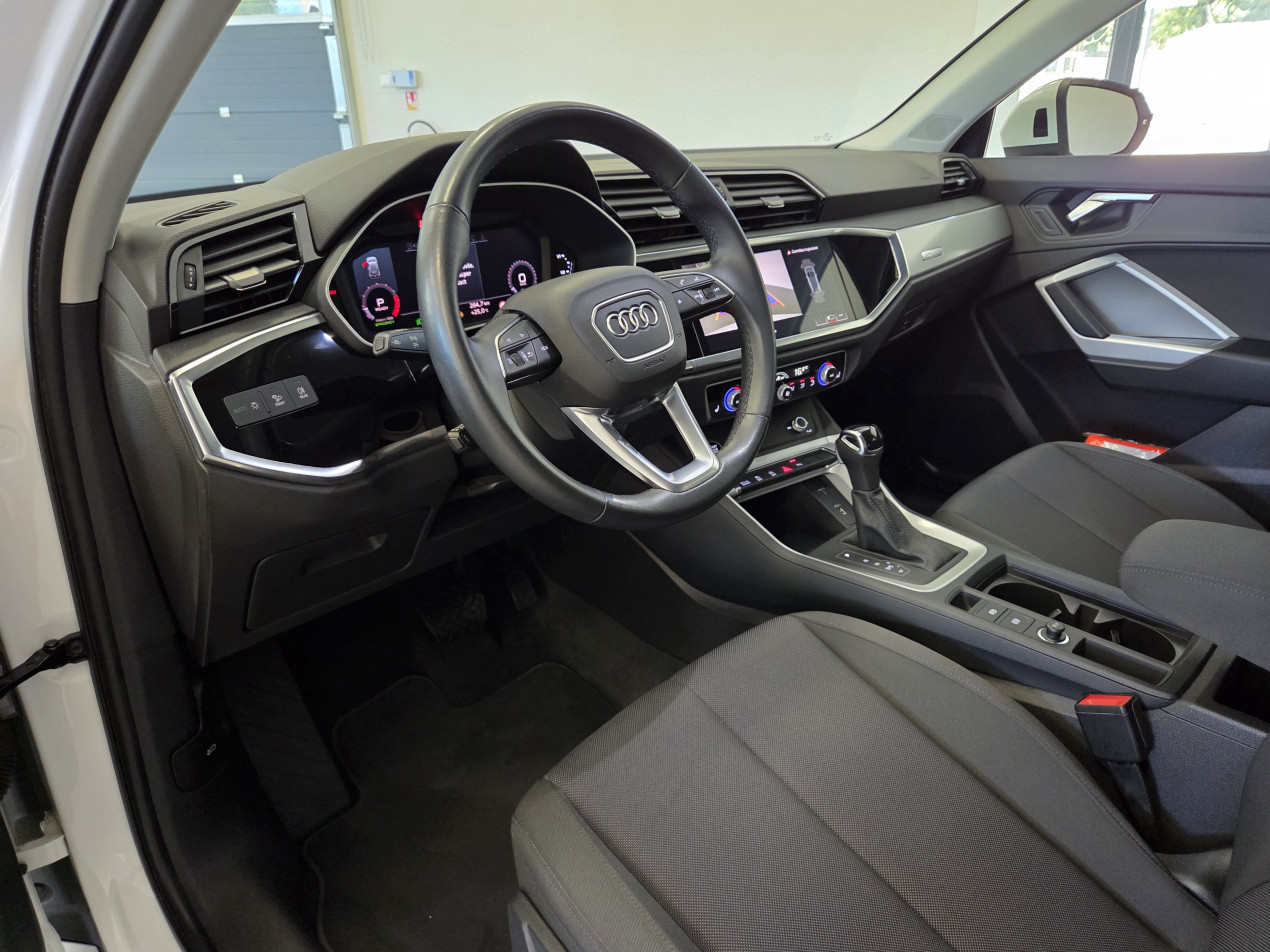 Audi Q3 35TFSI S-Line
