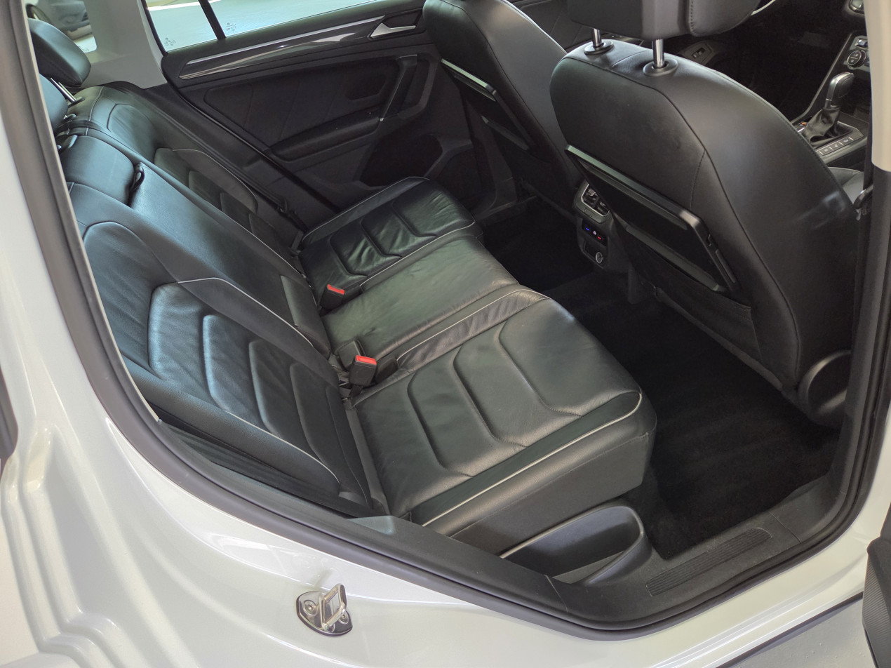 Volkswagen Tiguan R-Line 2.0 TDI 150 4Motion