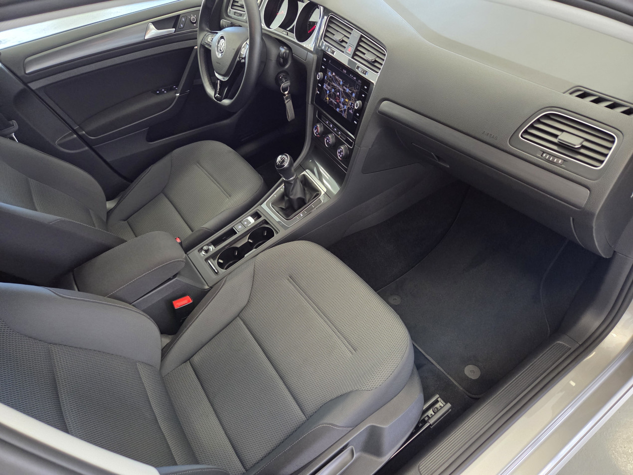 VOLKSWAGEN Golf 7  1.5TSI 150 Confortline