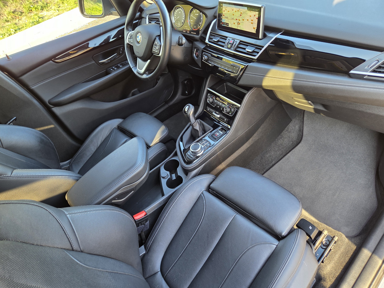 BMW Série 2 Active Tourer 218d