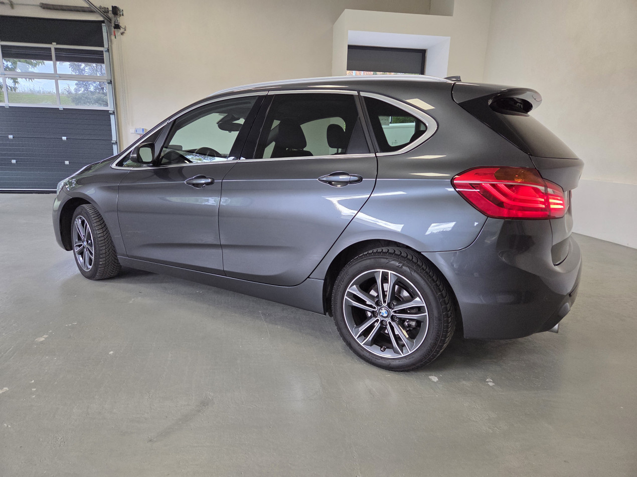 BMW Série 2 Active Tourer 218d