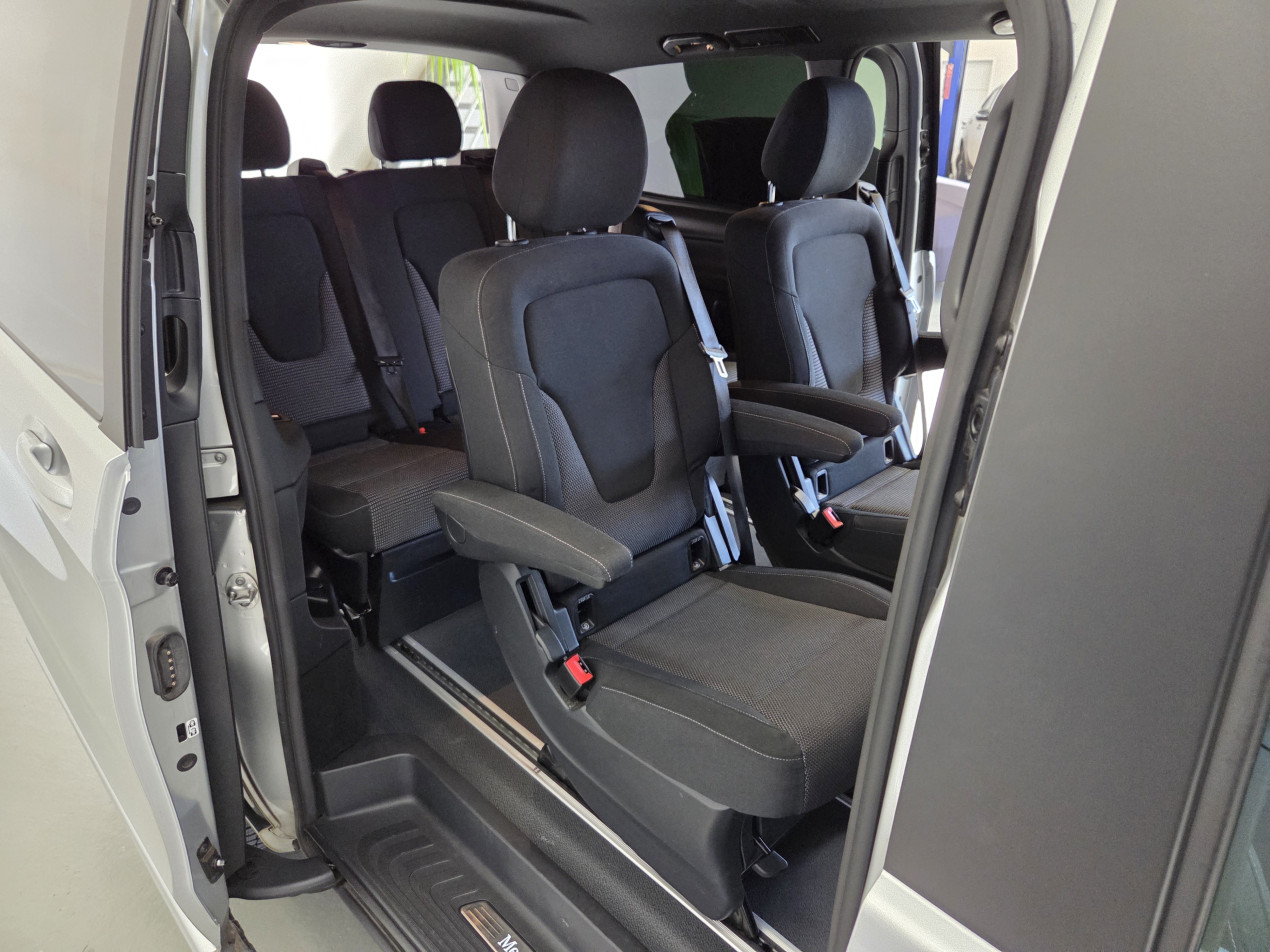 Merceds-Benz V220d long AMG Line